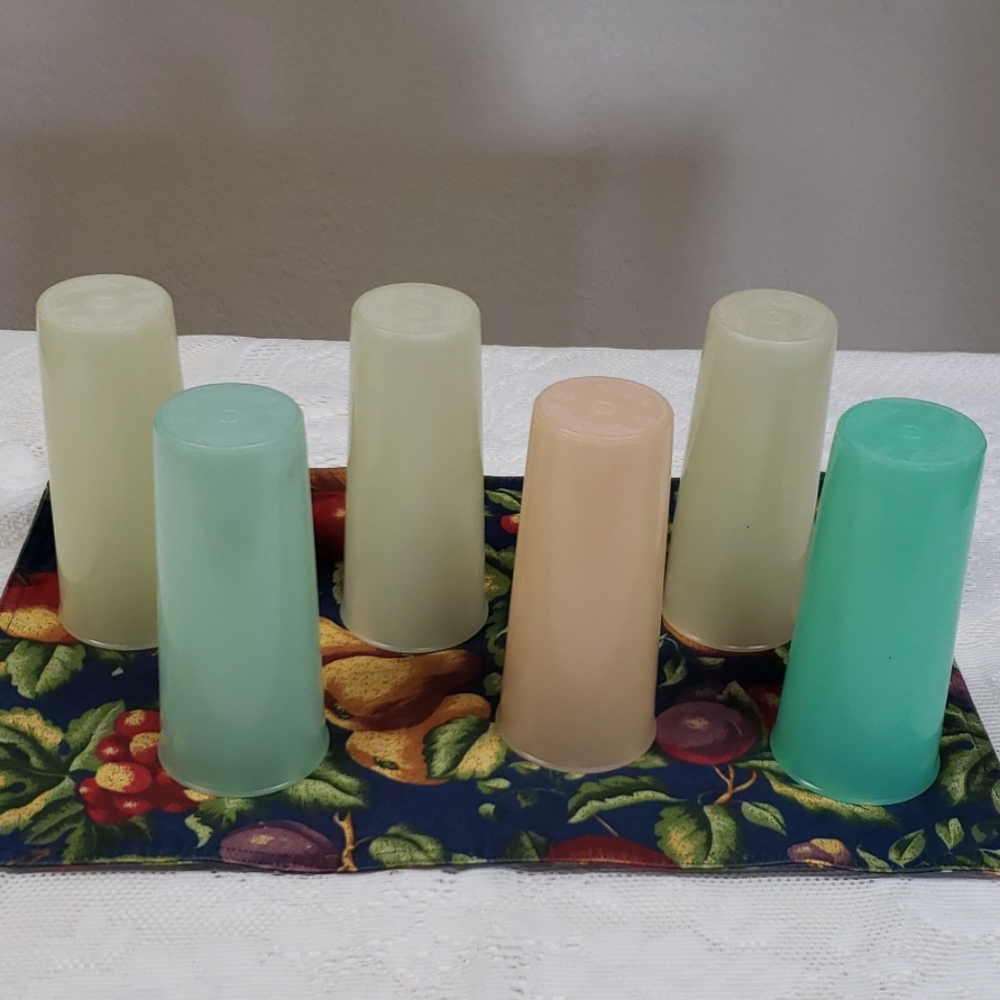 Vintage Tupperware Tumblers glasses